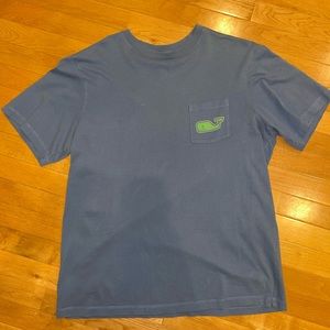 Men’s Vineyard Vines graphic tee shirt